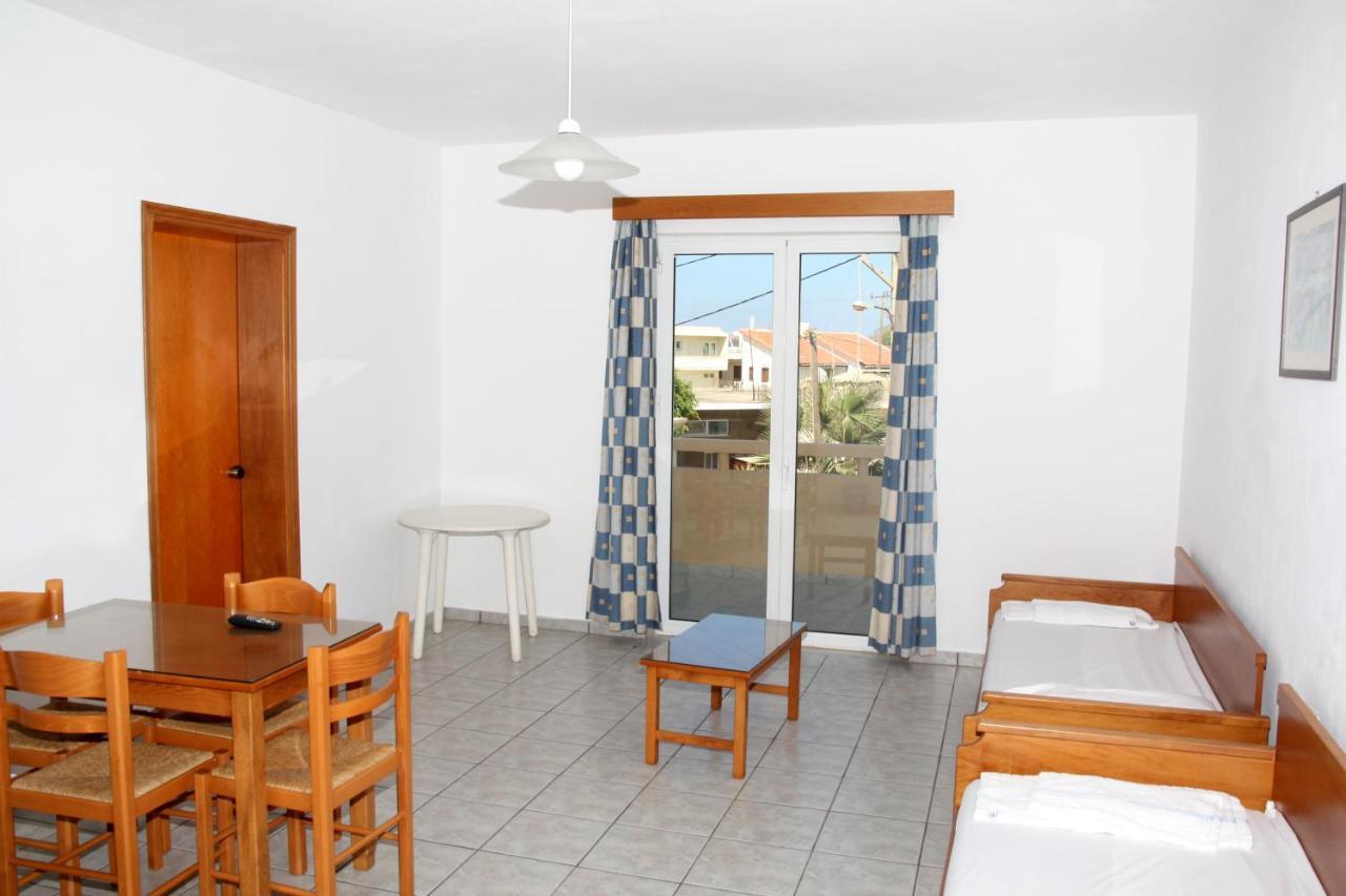 Dimitris Apartments Platanés Pokoj fotografie